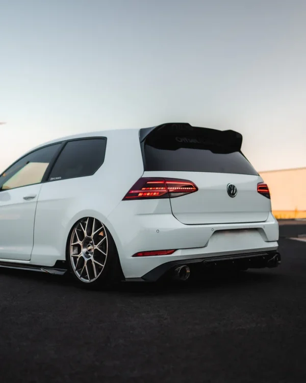 VW GOLF, GOLF GTI & GOLF R MK7 / MK7.5 EVO-1 GLOSS BLACK REAR SPOILER