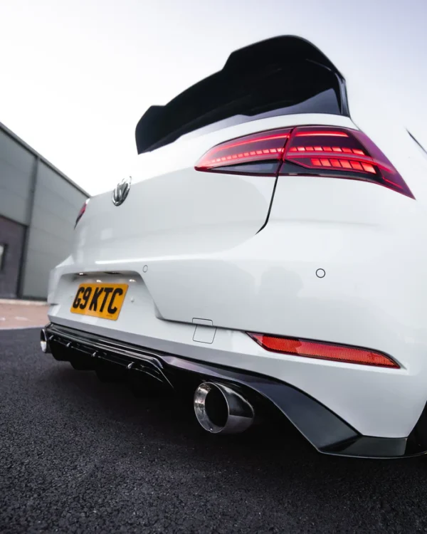 VW GOLF, GOLF GTI & GOLF R MK7 / MK7.5 EVO-1 GLOSS BLACK REAR SPOILER